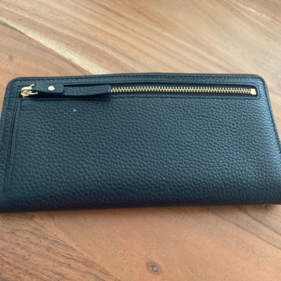 Brand New Cameron St Large Stacy Wallet - Picture 2 of 3